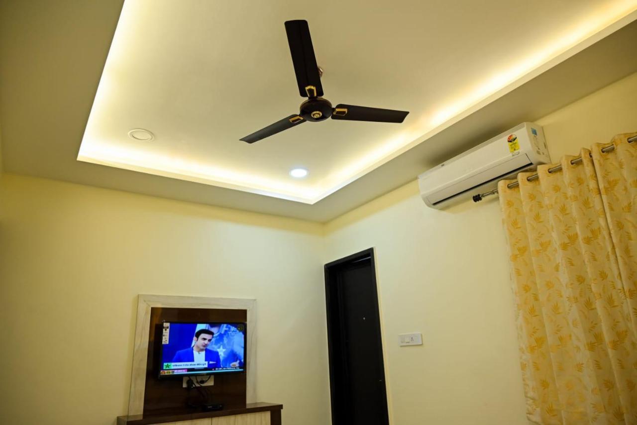 Hotel Golden Bliss Bhopal Exterior photo