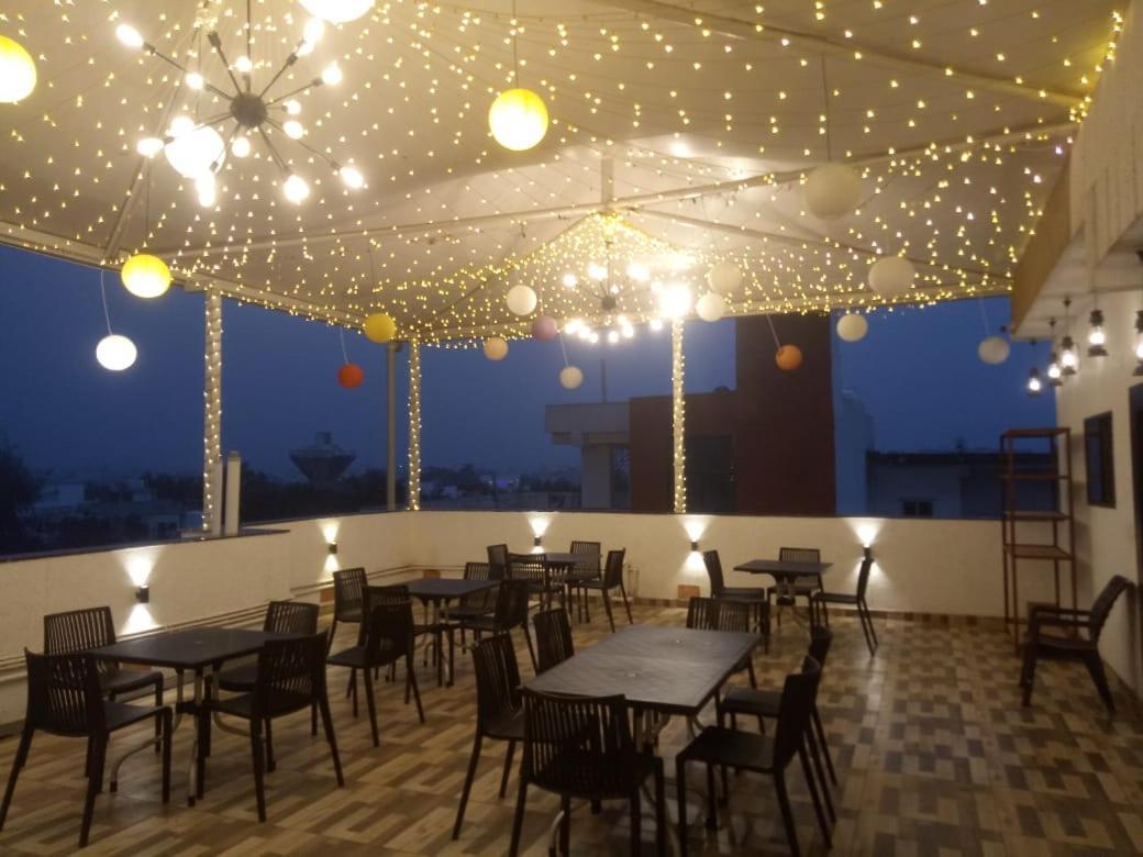 Hotel Golden Bliss Bhopal Exterior photo